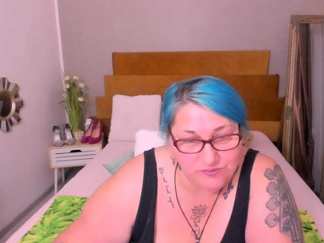 SweetBoobsM