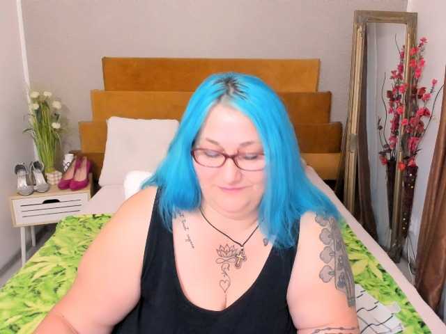 SweetBoobsM