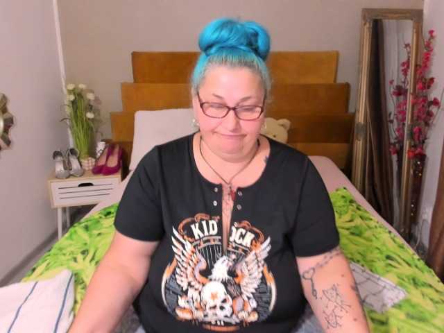 SweetBoobsM