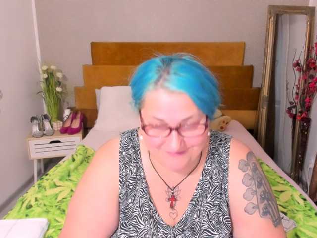 SweetBoobsM