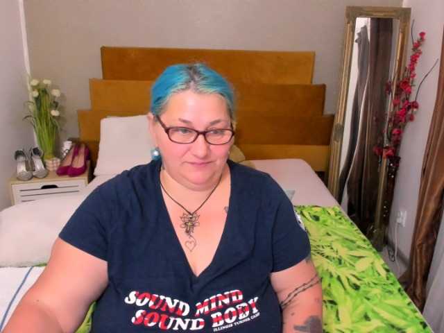 SweetBoobsM