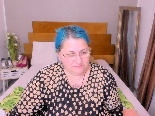SweetBoobsM live cam on BongaCams