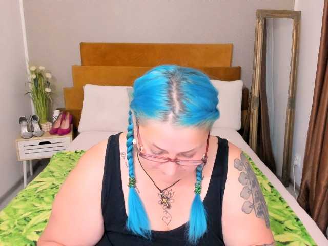 SweetBoobsM