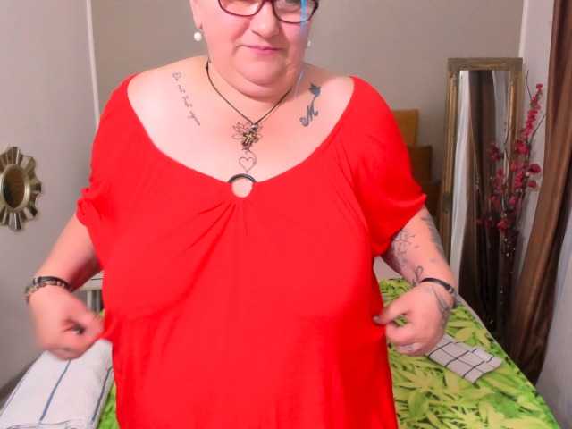 SweetBoobsM