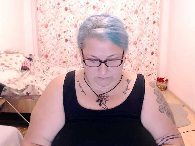 SweetBoobsM live cam on BongaCams