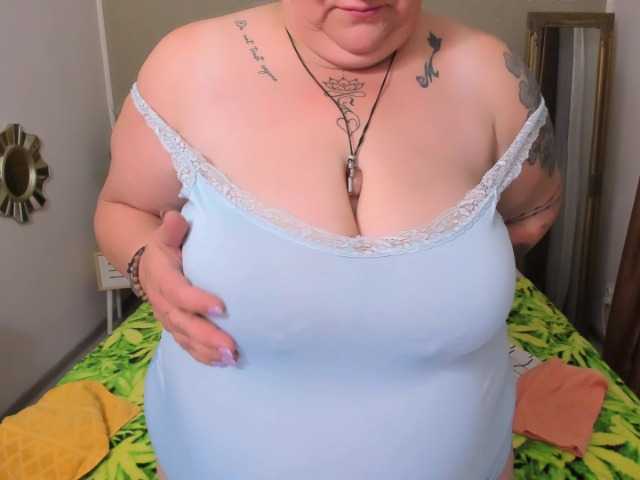 SweetBoobsM