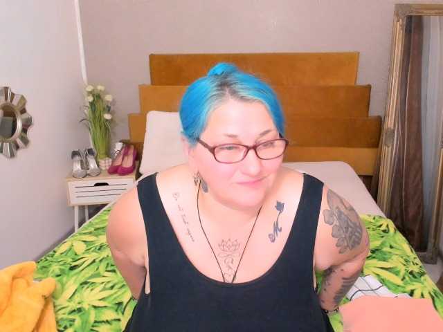 SweetBoobsM