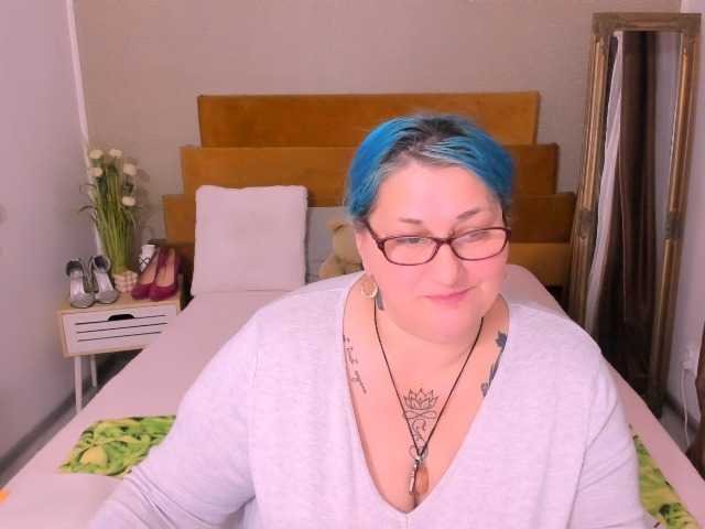 SweetBoobsM
