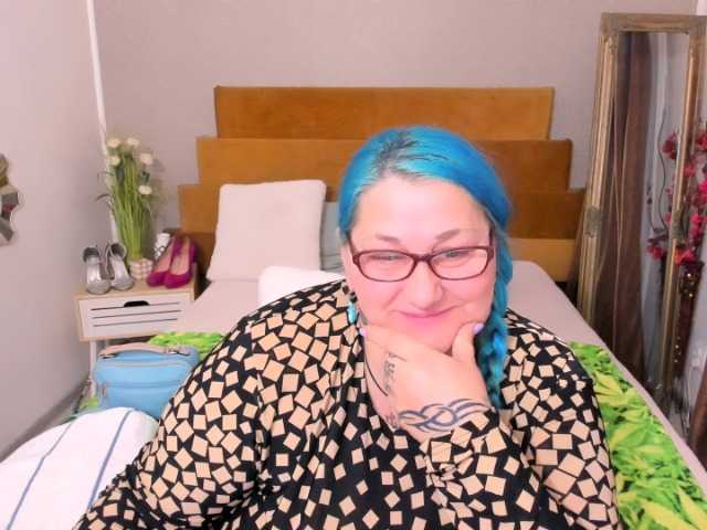 SweetBoobsM live cam preview