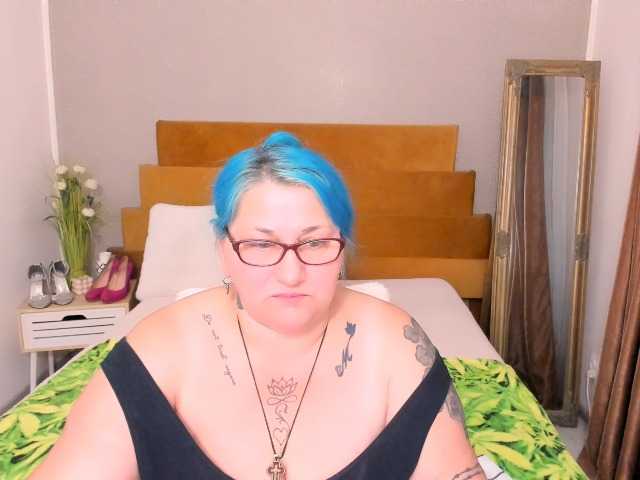 SweetBoobsM