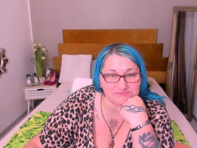 SweetBoobsM