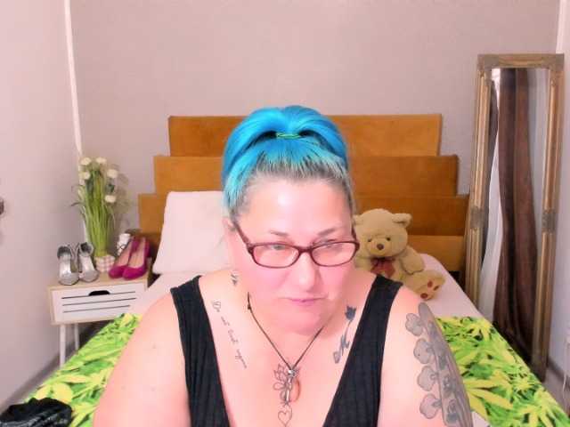 SweetBoobsM