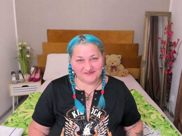 SweetBoobsM