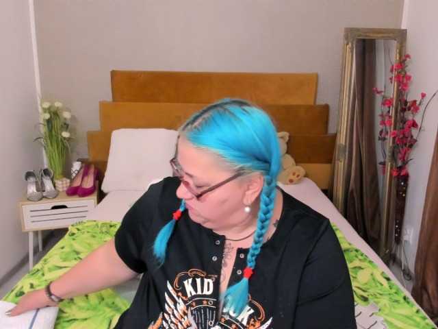 SweetBoobsM