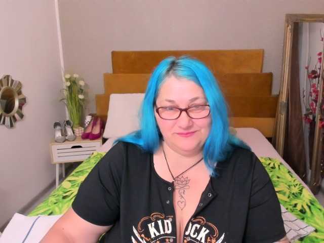 SweetBoobsM