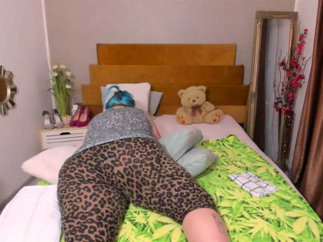 SweetBoobsM