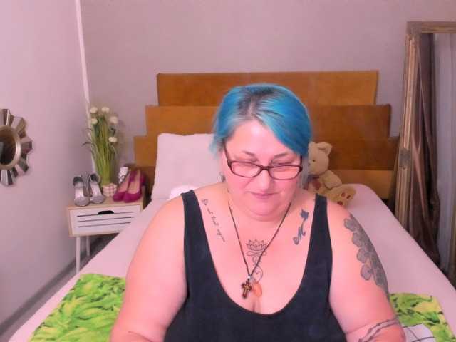 SweetBoobsM
