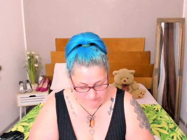 SweetBoobsM