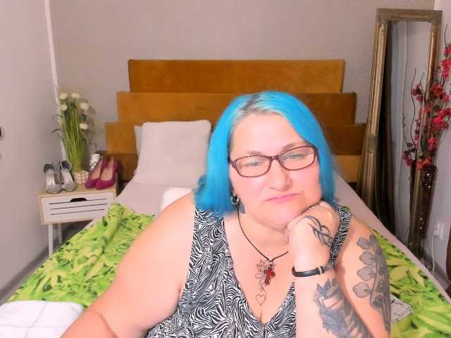 SweetBoobsM