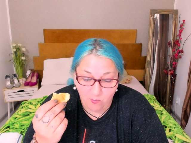 SweetBoobsM