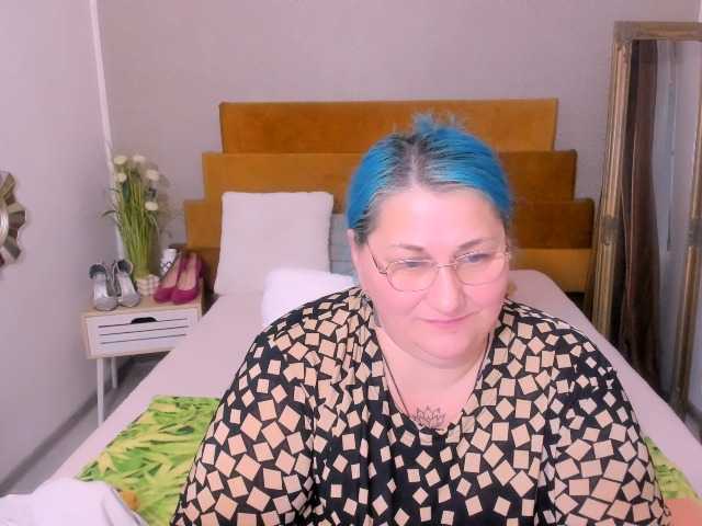 SweetBoobsM live cam on BongaCams
