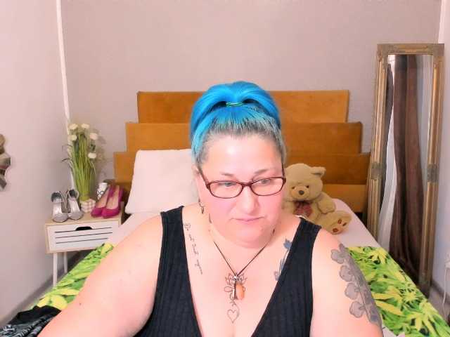 SweetBoobsM