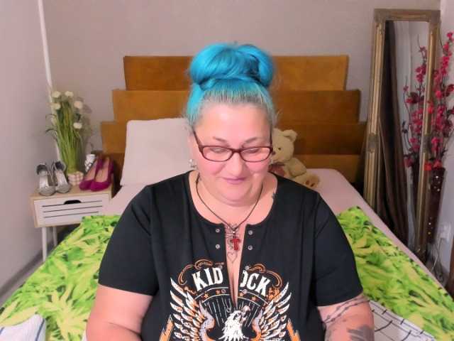 SweetBoobsM