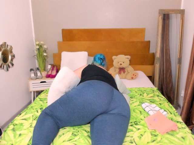 SweetBoobsM