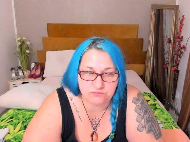 SweetBoobsM, live now on BongaCams