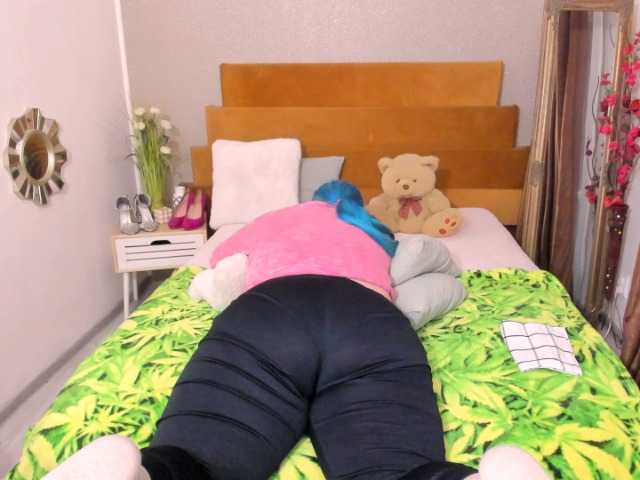 SweetBoobsM
