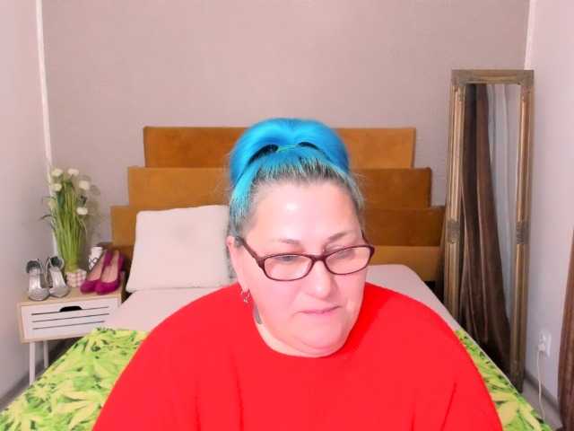 SweetBoobsM live cam on BongaCams
