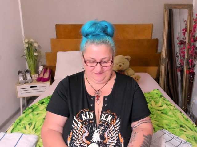 SweetBoobsM