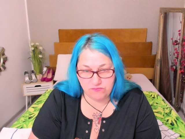 SweetBoobsM live cam on BongaCams