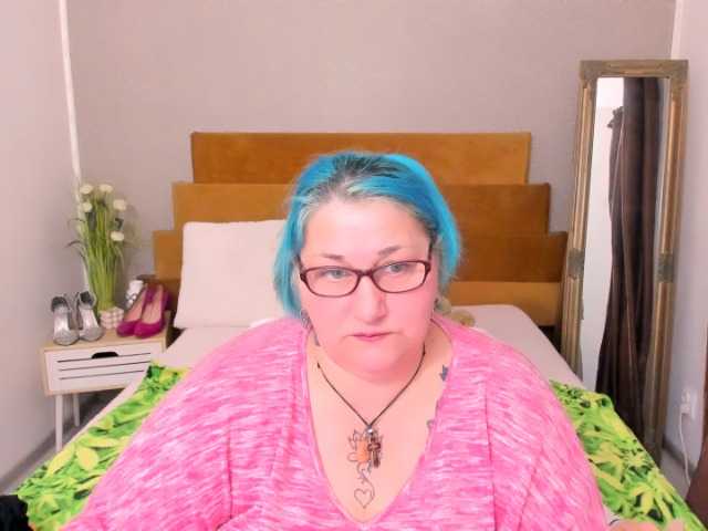 SweetBoobsM, live now on BongaCams