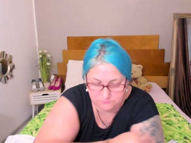 SweetBoobsM