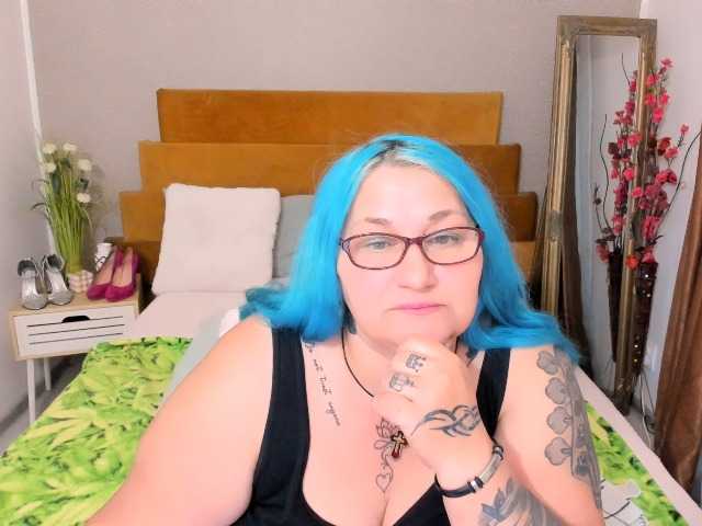 SweetBoobsM