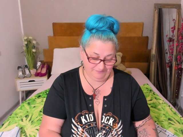 SweetBoobsM