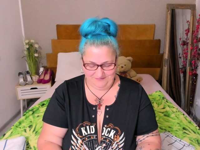 SweetBoobsM