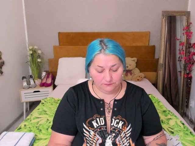 SweetBoobsM