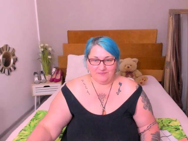 SweetBoobsM