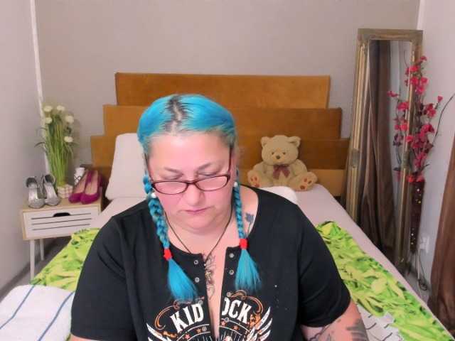 SweetBoobsM