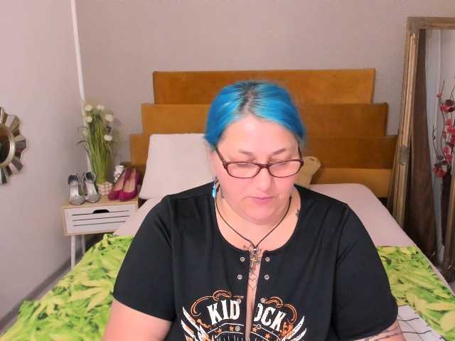 SweetBoobsM