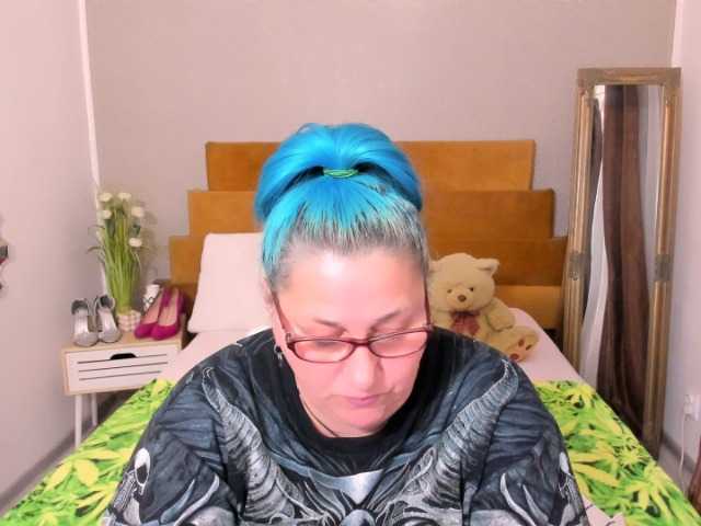 SweetBoobsM