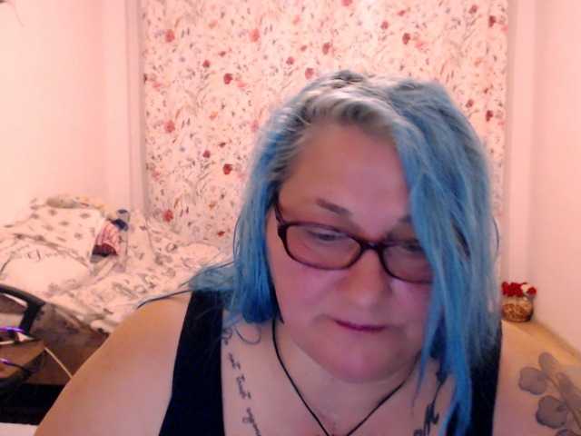 SweetBoobsM live cam preview