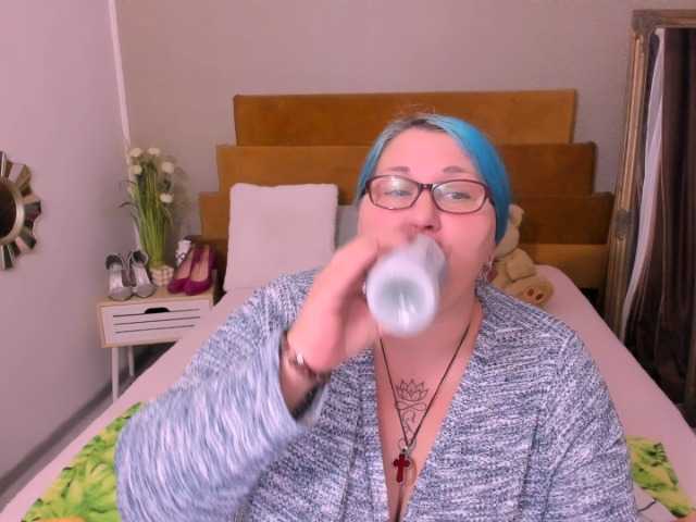 SweetBoobsM