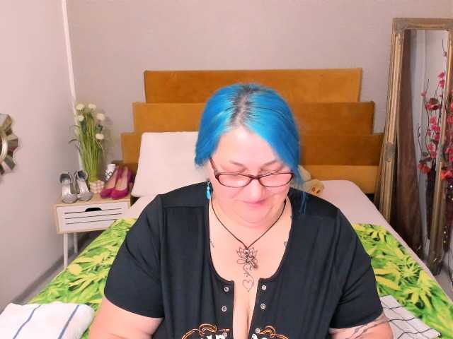 SweetBoobsM