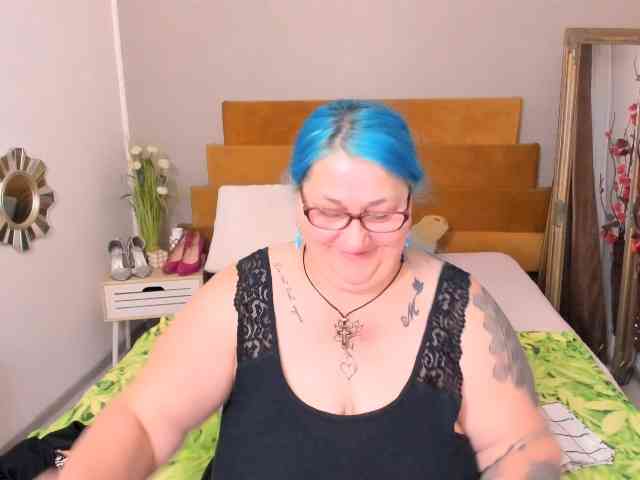 SweetBoobsM