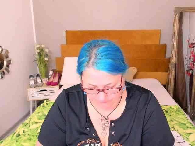SweetBoobsM