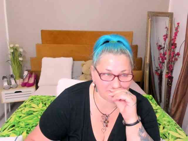 SweetBoobsM