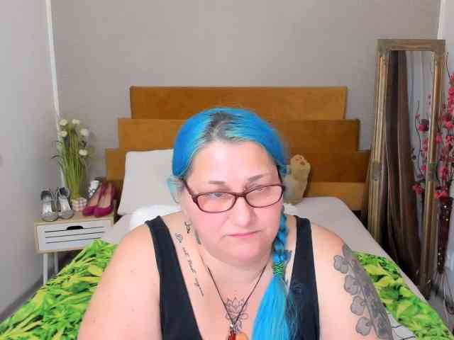 SweetBoobsM